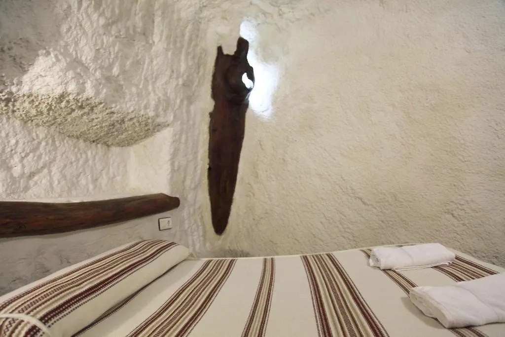 Cuevas La Atalaya Apartment Huescar 0*,  Spain