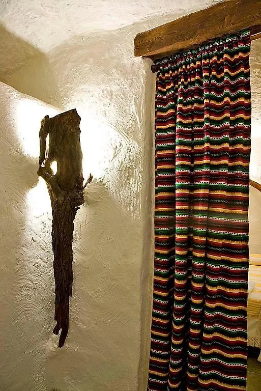 Cuevas La Atalaya Apartment Huescar