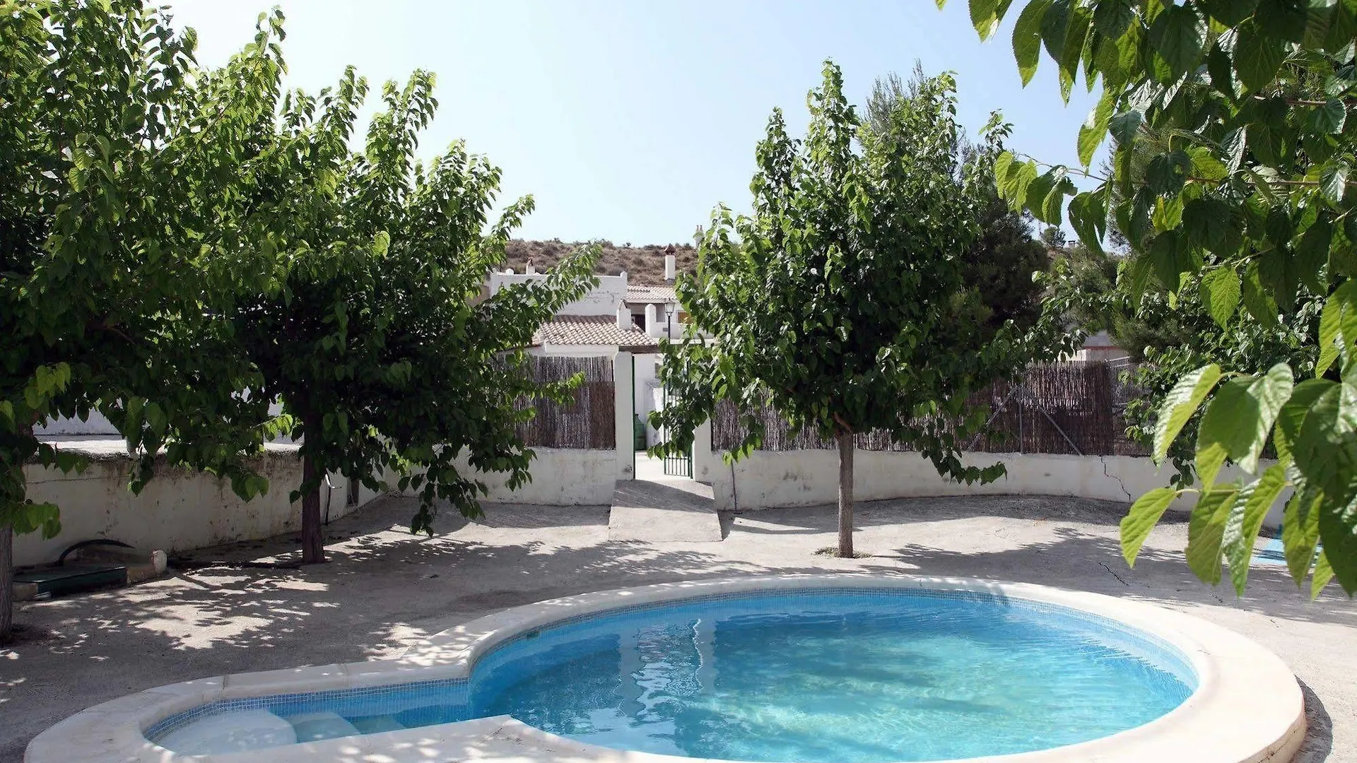 Cuevas La Atalaya Apartment Huescar