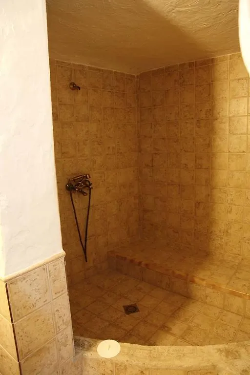 Cuevas La Atalaya Apartment Huescar 0*,